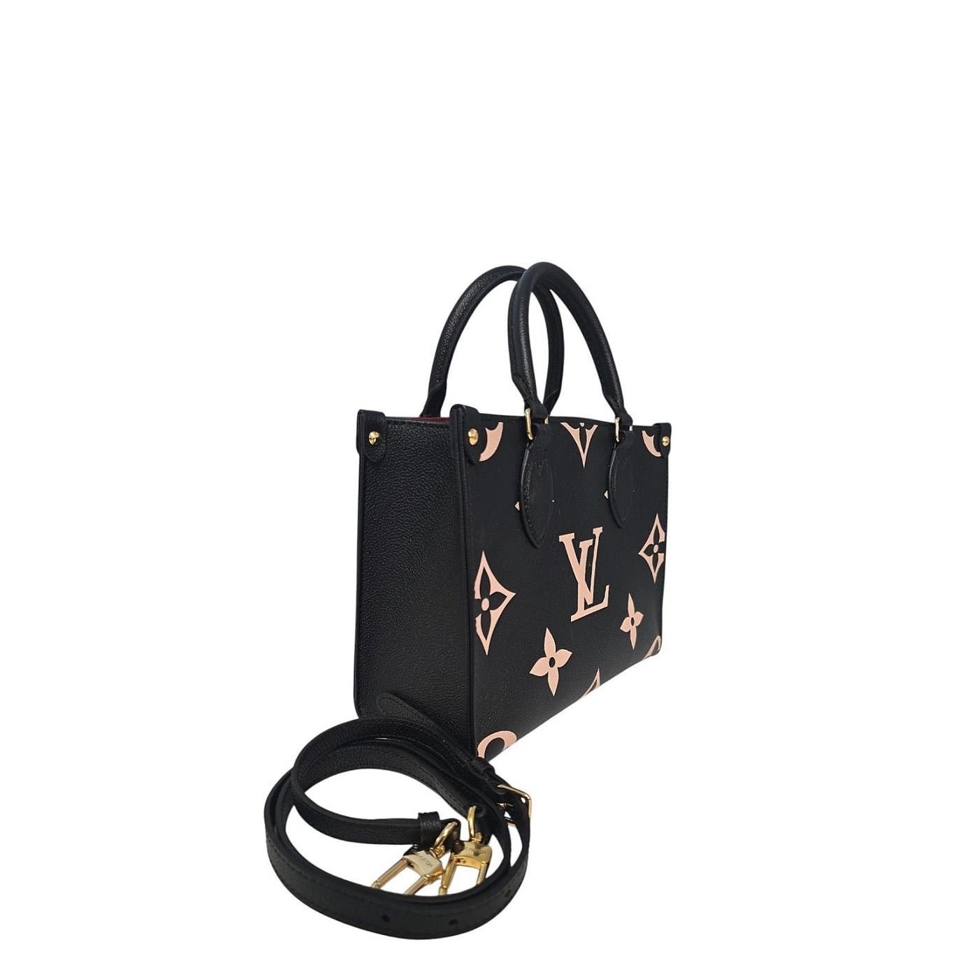 Nero Louis Vuitton 2020 Giant Empreinte Bicolore Monogram OnTheGo PM Tote in vendita