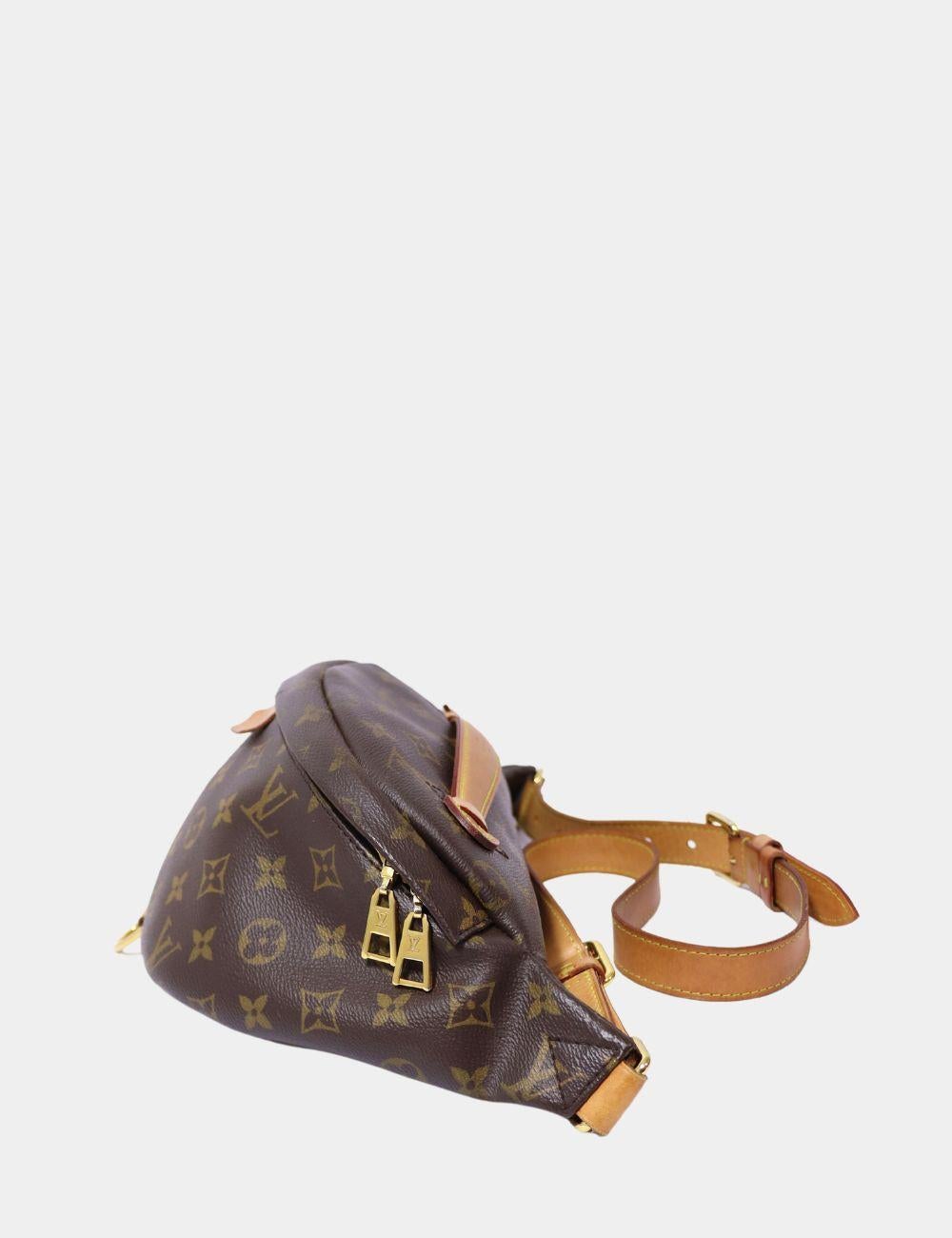 Louis Vuitton 2020 Monogram Bum Bag In Good Condition In Amman, JO