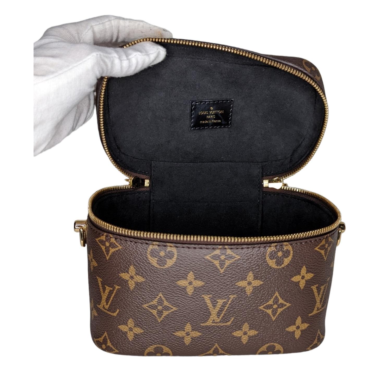Louis Vuitton 2020 Reverse Monogram Vanity PM In Excellent Condition For Sale In Scottsdale, AZ