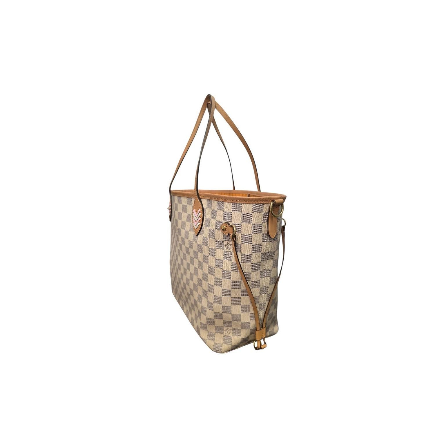 Louis Vuitton 2021 Damier Azur intrecciato Neverfull MM Tote con custodia In condizioni buone in vendita a Scottsdale, AZ