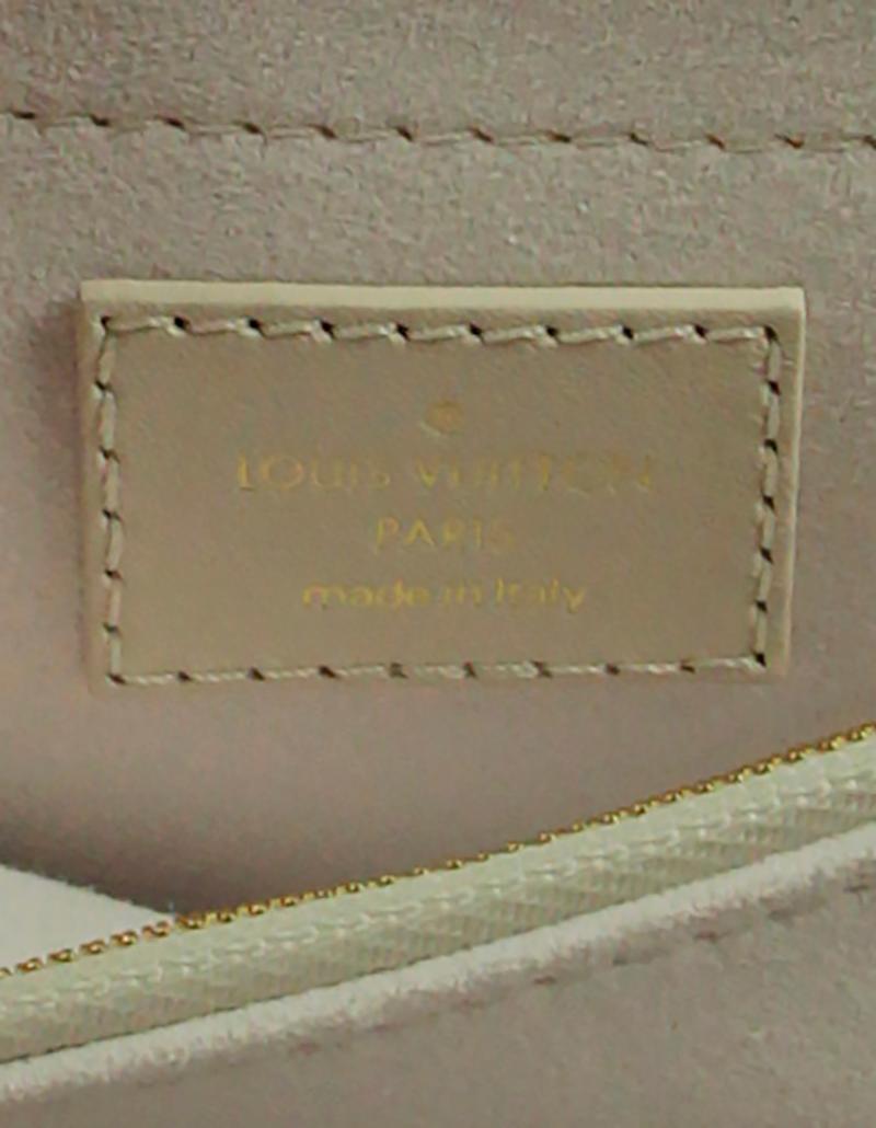 Louis Vuitton 2021 LIKE NEW Ivorie Ivory Calfskin LV New Wave Chain Flap Bag 2