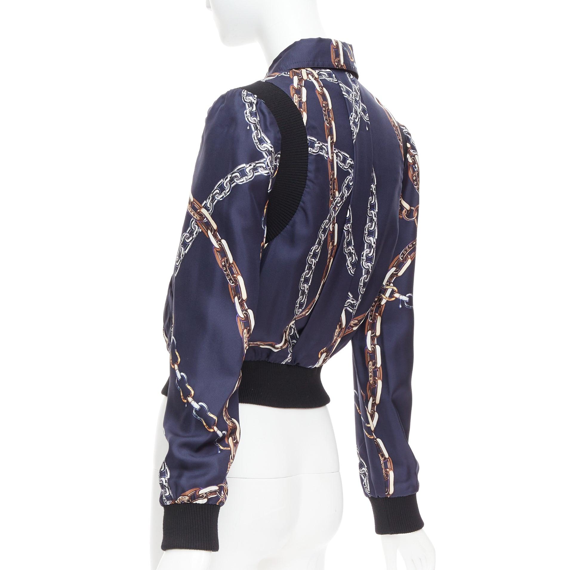 LOUIS VUITTON 2021 Reversible LV monogram cropped bomber jacket FR36 S For Sale 5