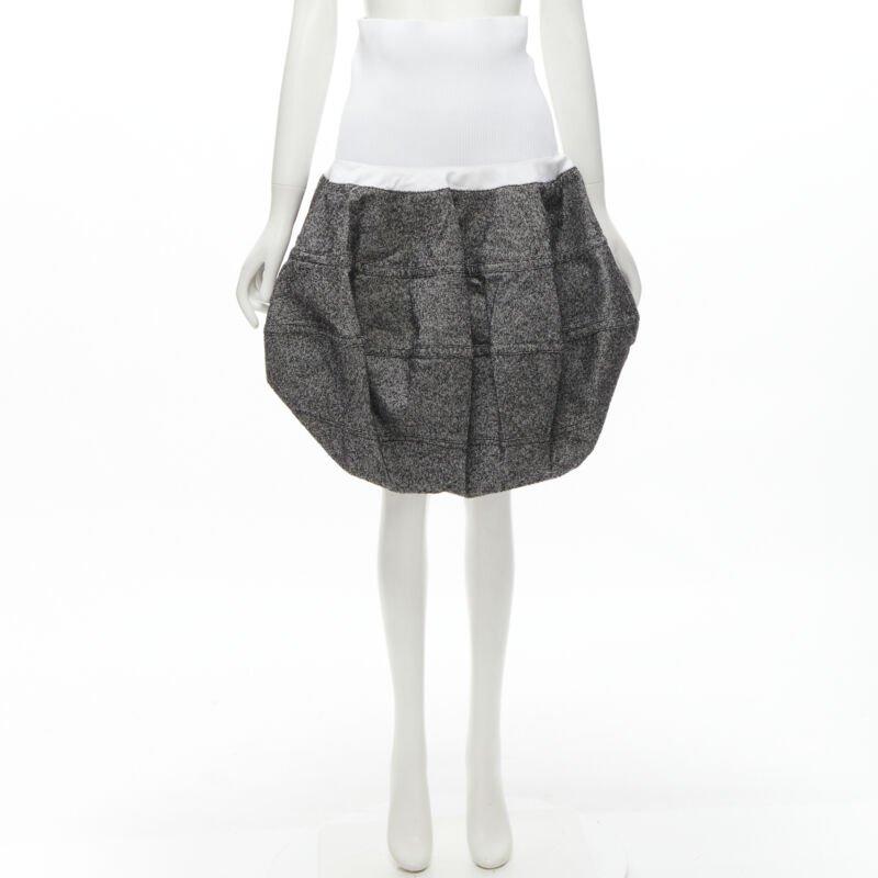 LOUIS VUITTON 2021 Runway white ribbed grey wool dropped bubble skirt FR34 XS For Sale 5