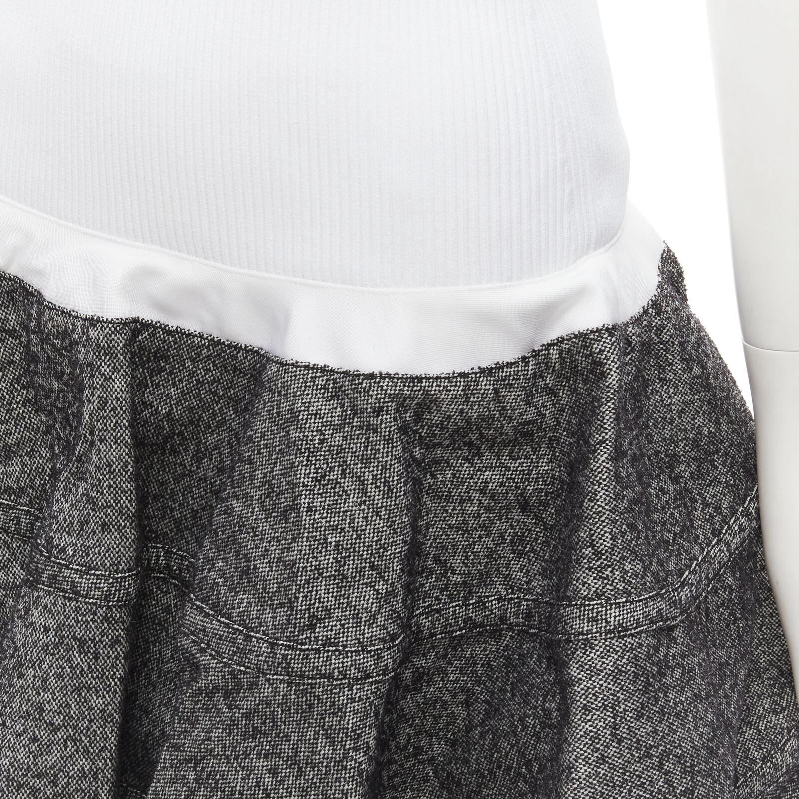 LOUIS VUITTON 2021 Runway white ribbed grey wool dropped bubble skirt FR34 XS For Sale 1