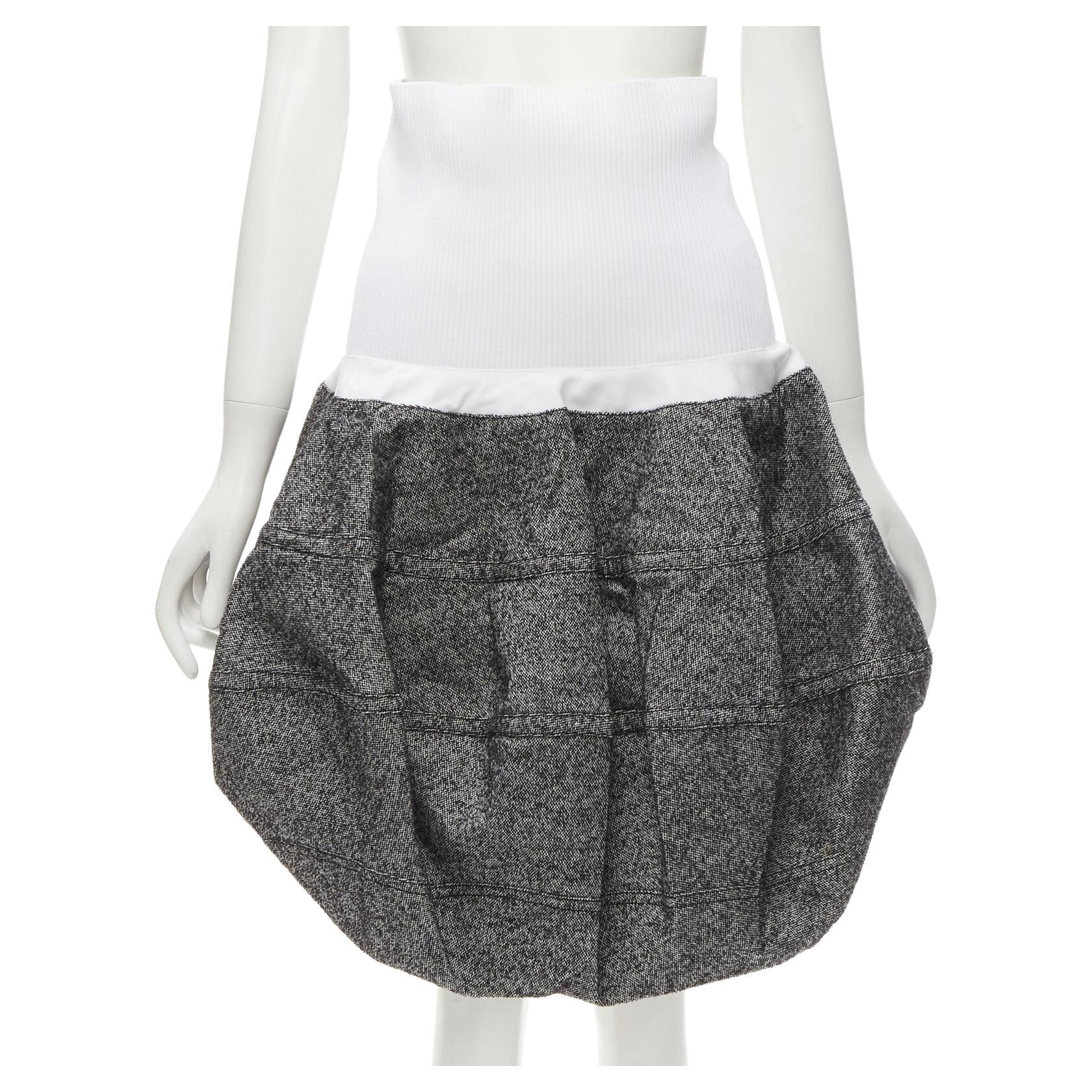 LOUIS VUITTON 2021 Runway white ribbed grey wool dropped bubble skirt FR34 XS For Sale