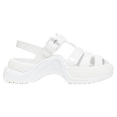 LOUIS VUITTON 2022 Arch white patent leather chunky sole fisherman sandals EU38