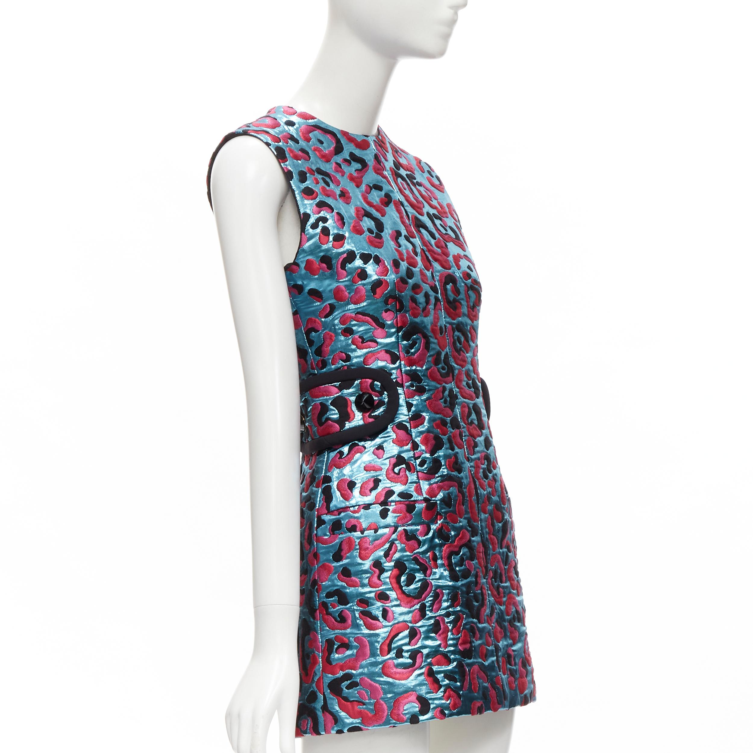 Gray LOUIS VUITTON 2022 metallic blue pink leopard jacquard strap belt dress FR34 XS For Sale
