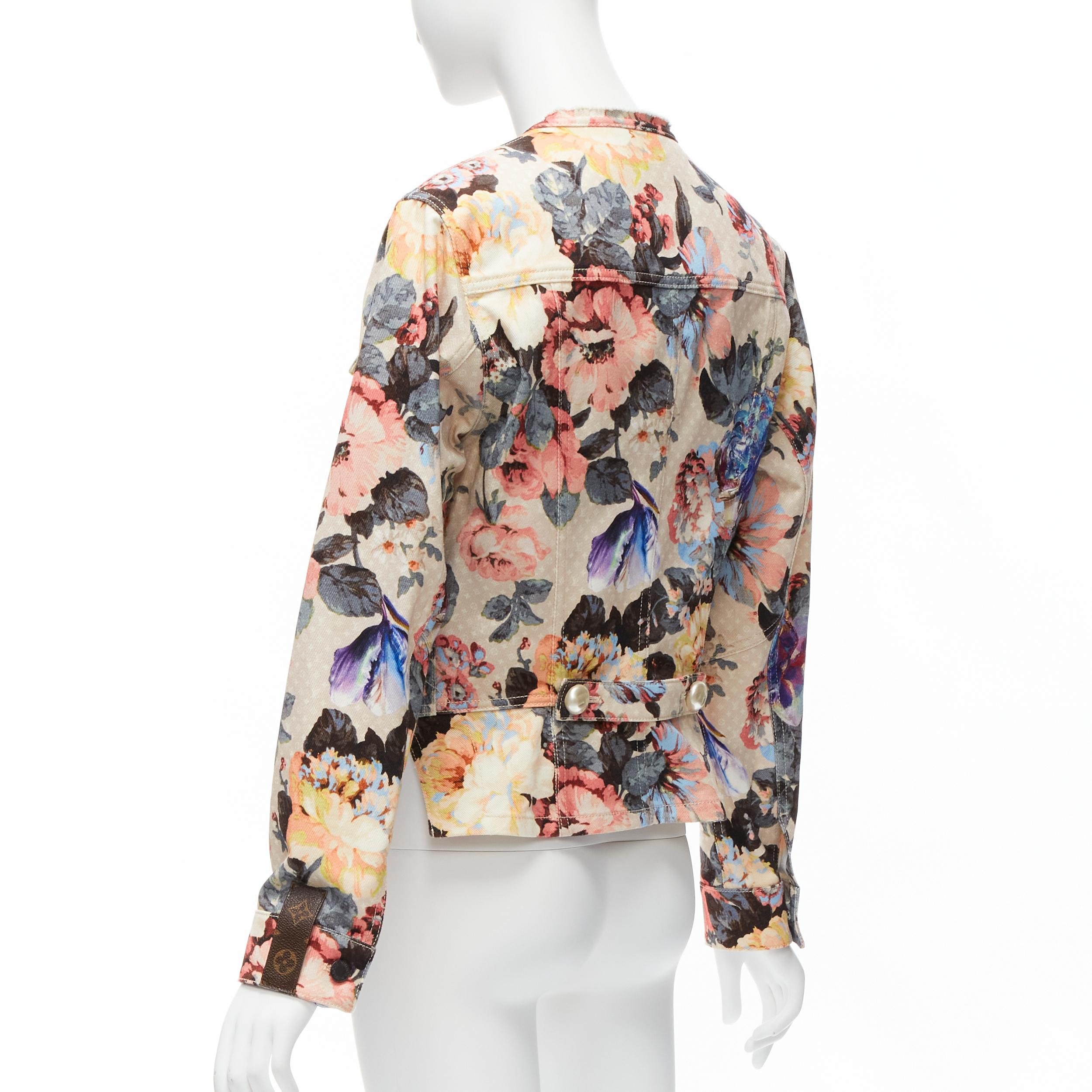 LOUIS VUITTON 2022 Giacca vintage a fiori con bottoni di perle FR34 X in vendita 2