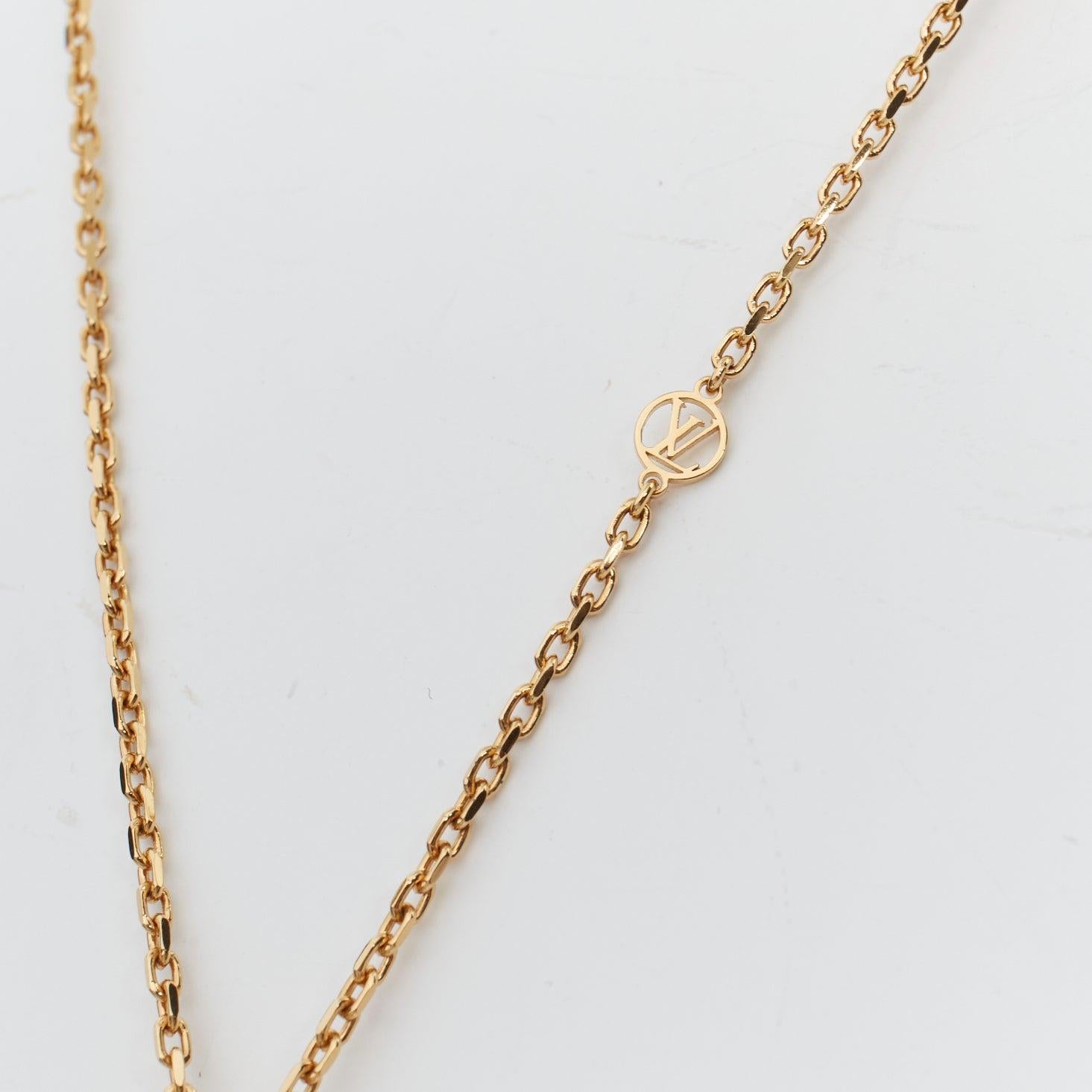 LOUIS VUITTON 2022 Year of Tiger Limited Edition gold blue eyes lock necklace In Excellent Condition In Hong Kong, NT