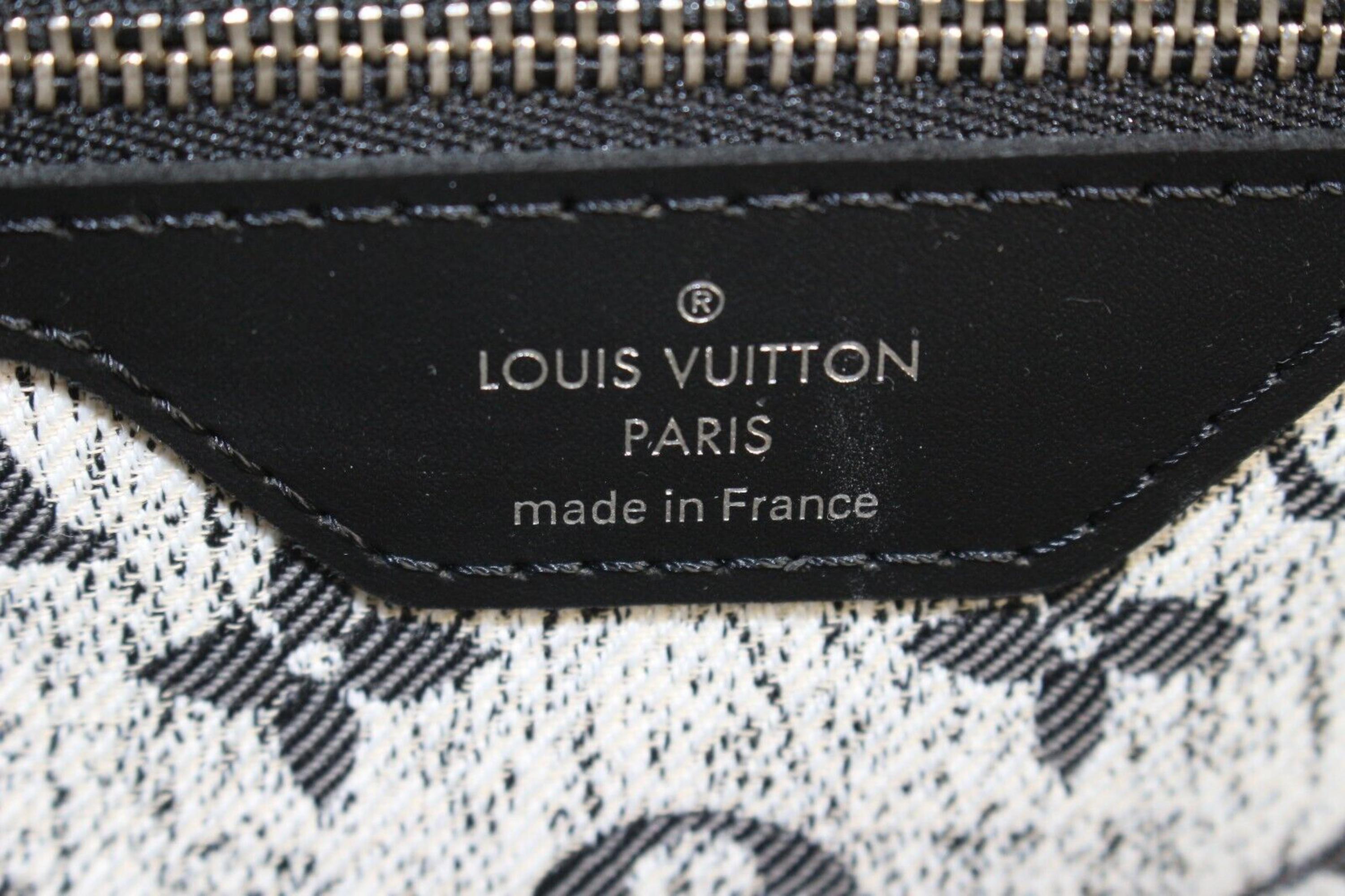 Louis Vuitton 2023 Black Grey Monogram Denim Neverfull MM with Pouch 33LVJ1117S 3