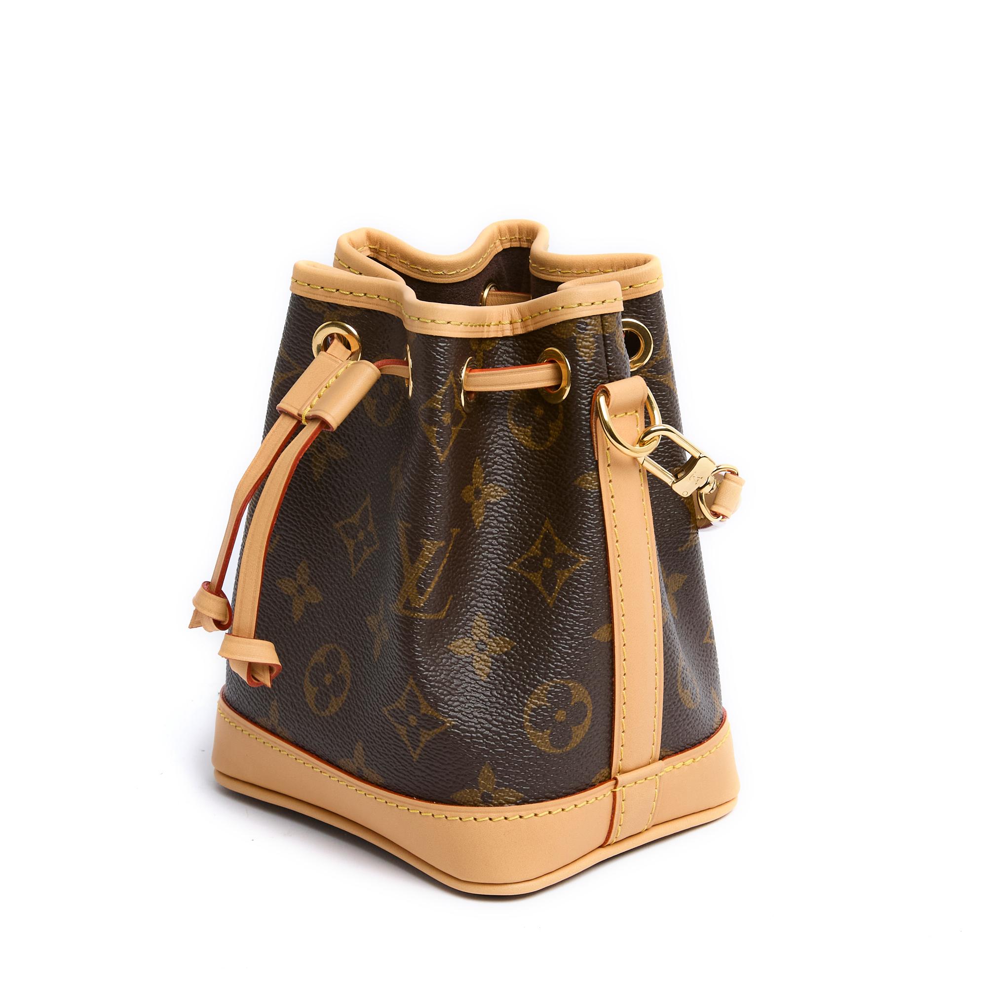 Louis Vuitton 2023 LV Sac Noé Nano Noe Bucket Bag New In New Condition In PARIS, FR