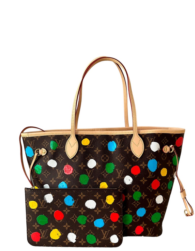 Louis Vuitton 2023 LV x YK Monogram Dots Neverfull MM Tote Bag For Sale at  1stDibs