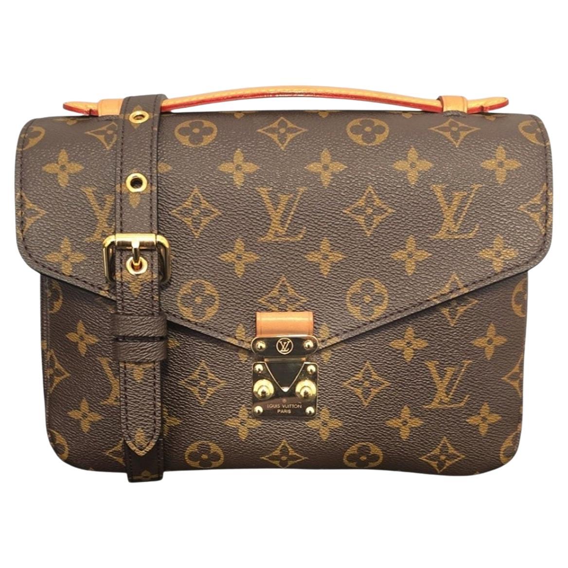 Louis Vuitton 2023 Monogram Metis Pochette Messenger Bag
