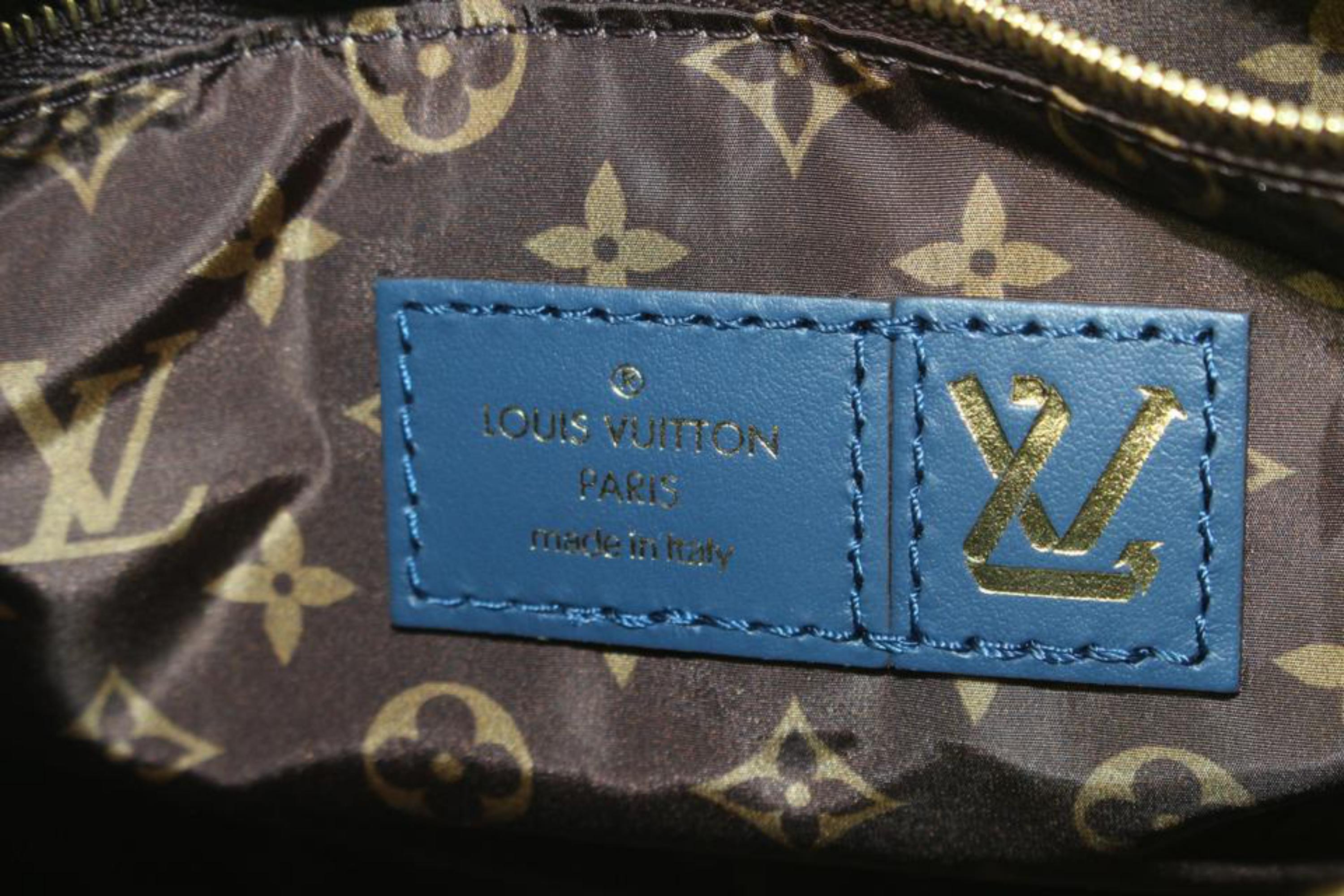 Louis Vuitton 2023  Navy Monogram Puffer Pillow Speedy 25 Bandouliere  11JLV105 In New Condition In Dix hills, NY