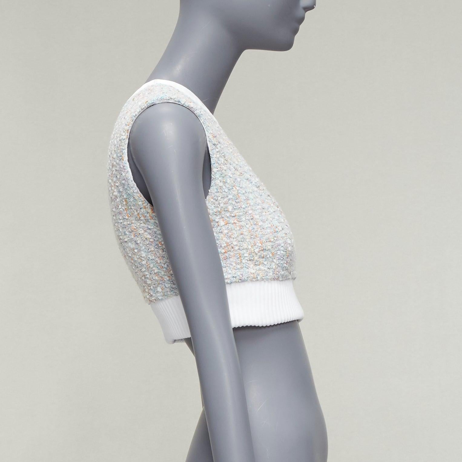 LOUIS VUITTON 2023 Runway pastel white boucle tweed crew crop top FR34 XS In New Condition For Sale In Hong Kong, NT