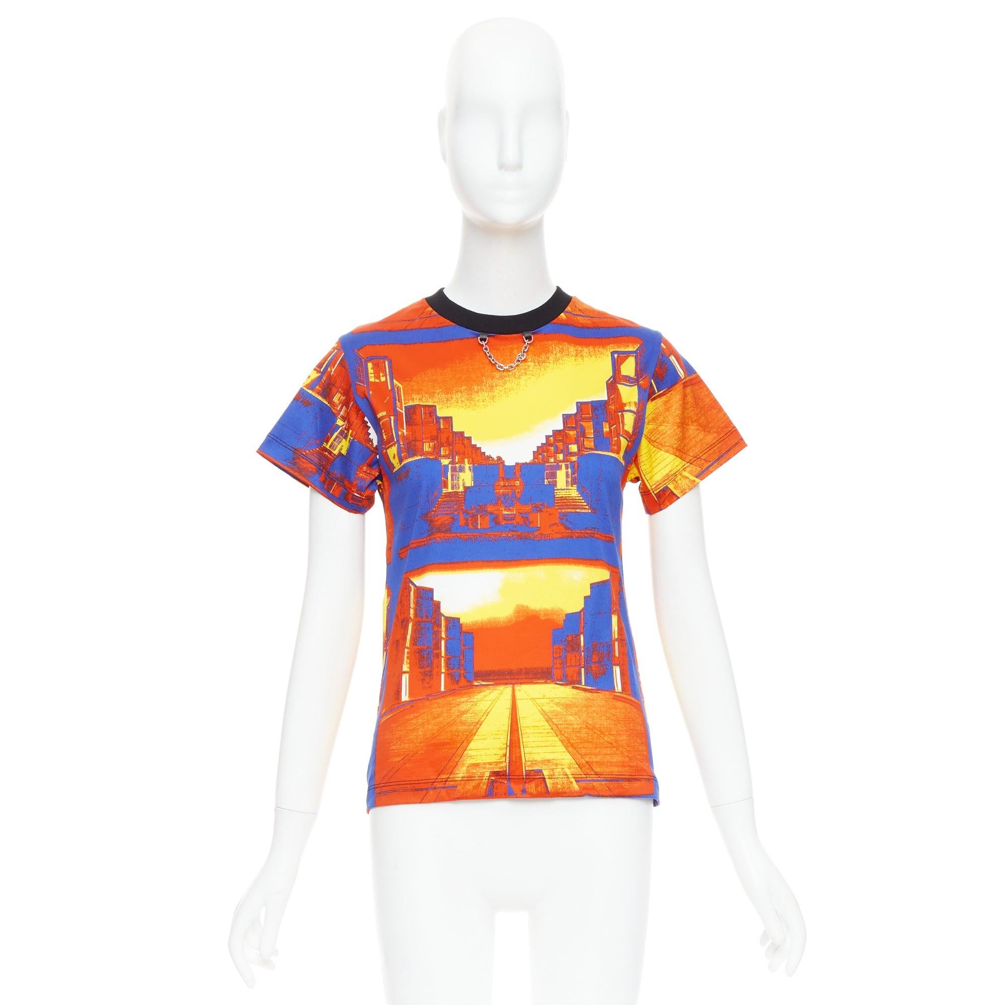 LOUIS VUITTON 2023 Salk Institute orange city print LV chain tshirt XS in vendita 4