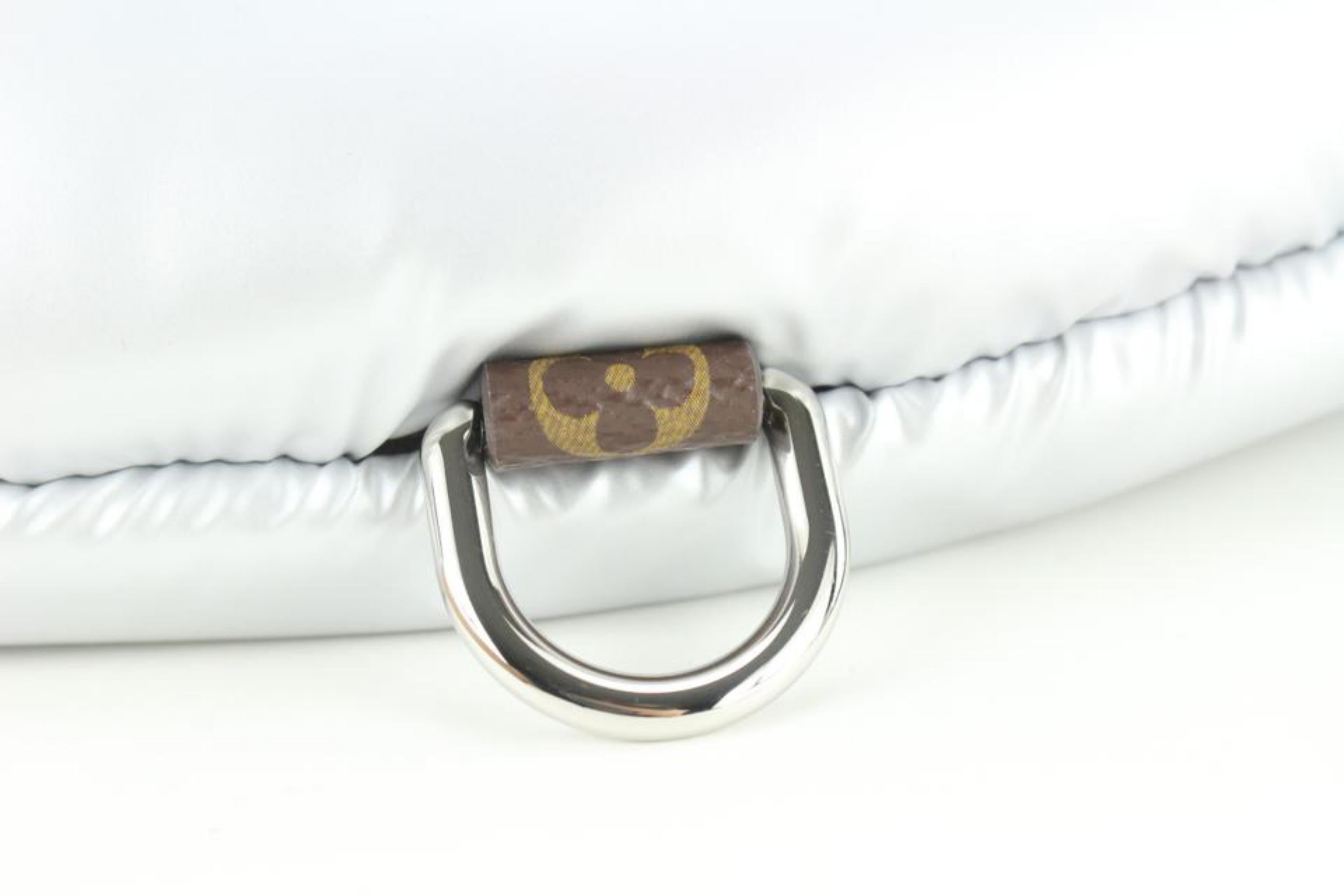 Louis Vuitton 2023 Silver Puffer Monogram Pillow Bumbag 2LVJ1027 For Sale 1