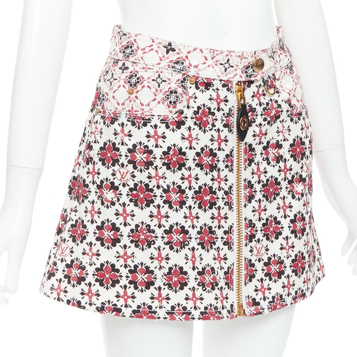 Blanc LOUIS VUITTON 2023 Vintage Monogramme rouge crème imprimé floral Jupe à fermeture éclair FR34 en vente