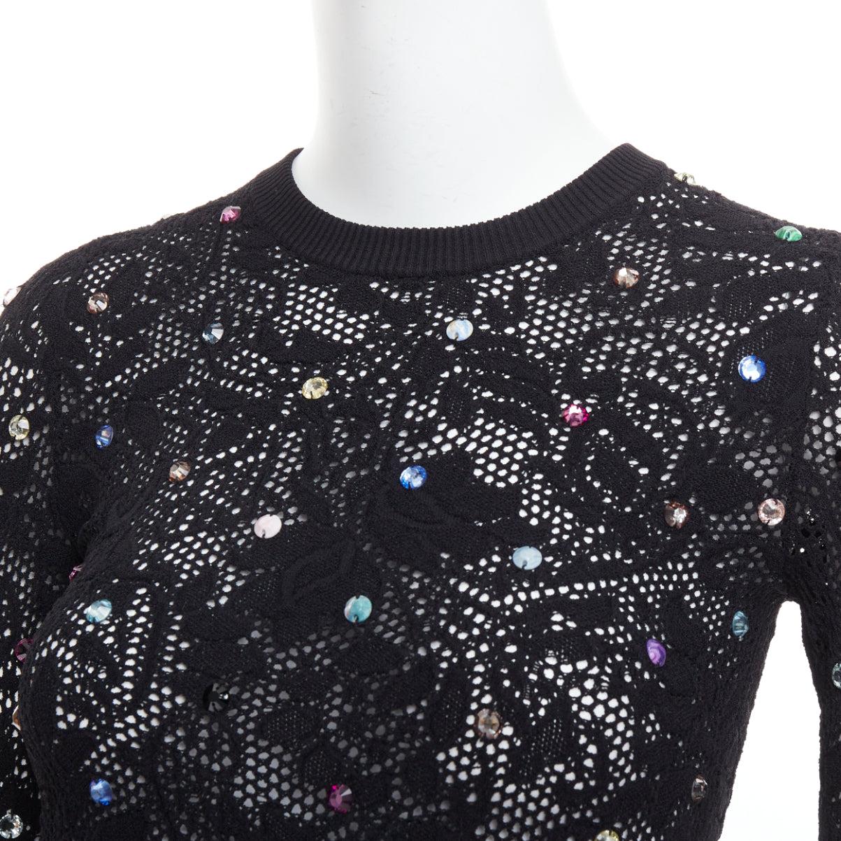 LOUIS VUITTON 2024 black multiclor jewel floral lace pullover S
Reference: AAWC/A01299
Brand: Louis Vuitton
Designer: Nicolas Ghesquiere
Model: Floral Lace Pullover 1ABDZQ
Collection: 2024
Material: Viscose, Blend
Color: Black, Multicolour
Pattern:
