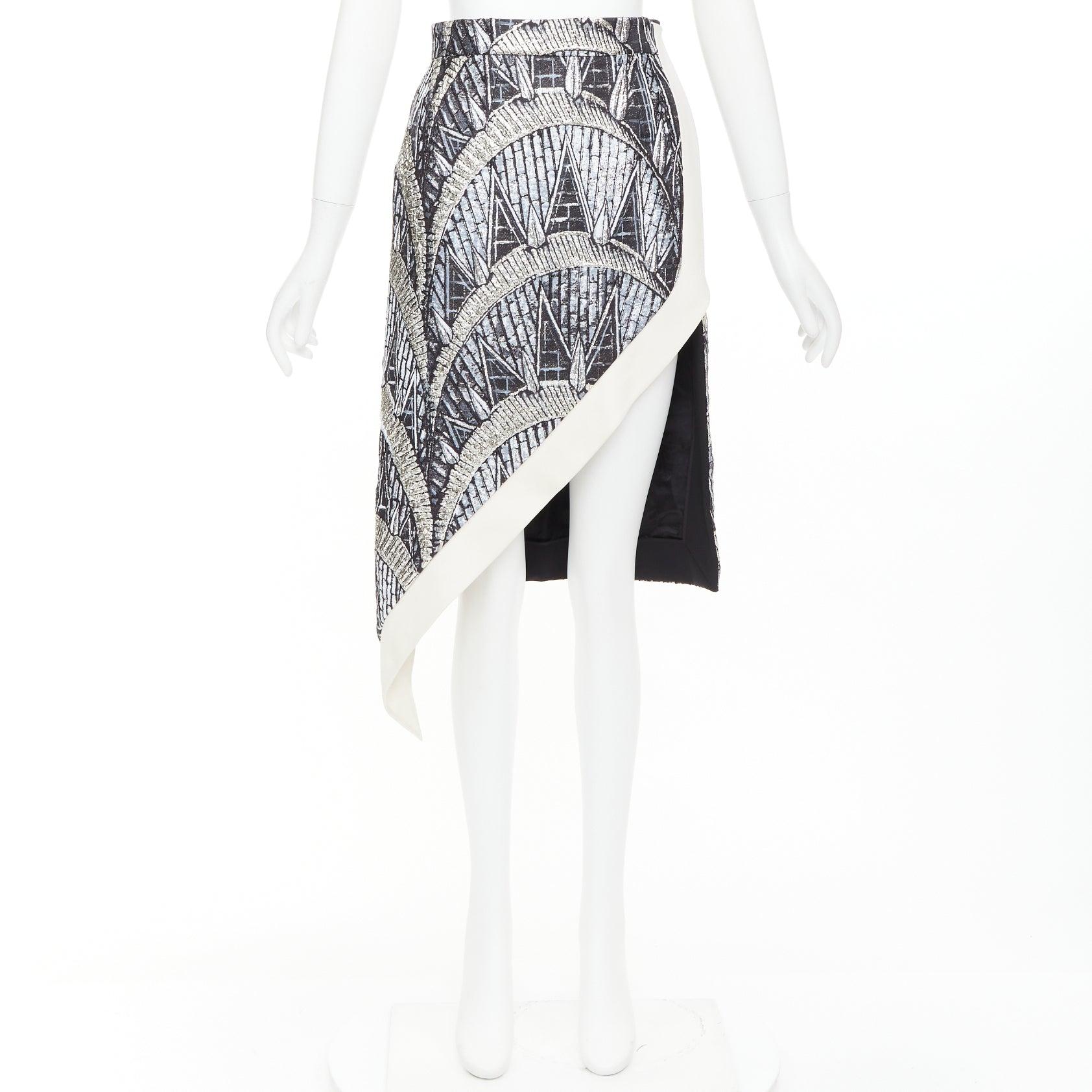 LOUIS VUITTON 2024 Runway cream black silver metallic jacquard asymmetric skirt en venta 4