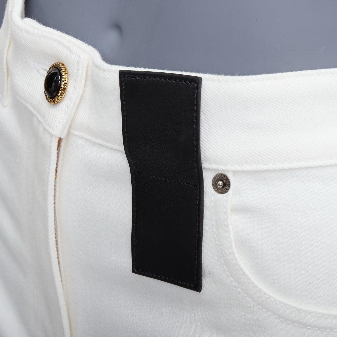 LOUIS VUITTON 2024 white cotton accent denim mini shorts FR34 XS For Sale 2