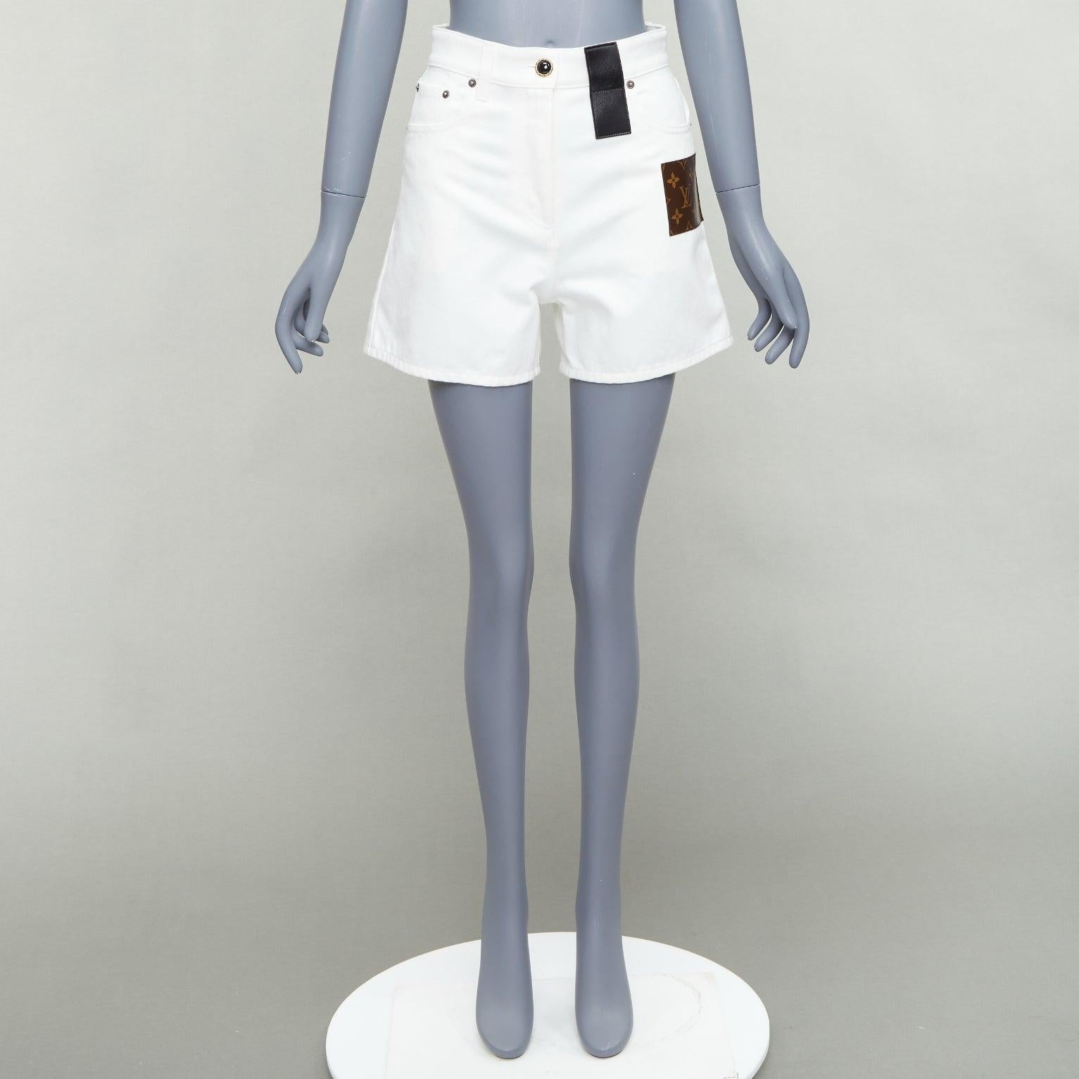 LOUIS VUITTON 2024 white cotton accent denim mini shorts FR34 XS For Sale 4