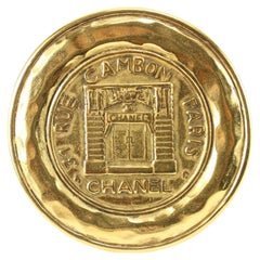 Chanel 24k Gold Plated Rue Cambon CC Logo Jumbo Brooch Pin 59ck825s