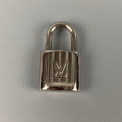 LOUIS VUITTON 303 Silver Metal Padlock & Key