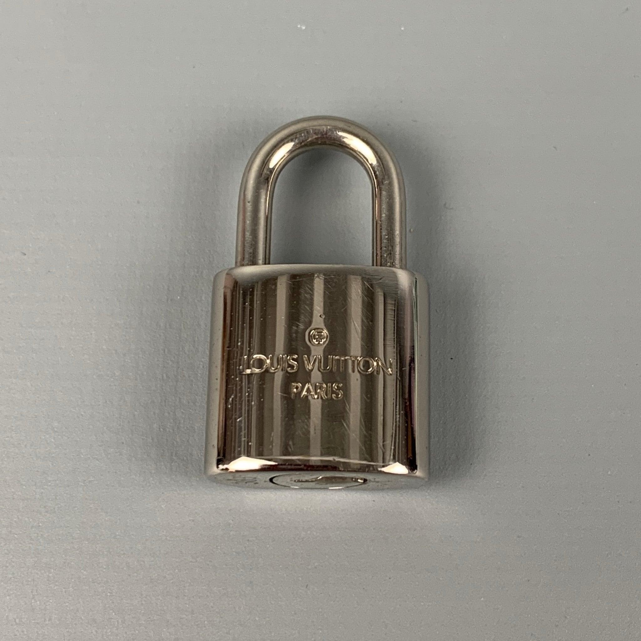 LOUIS VUITTON 303 Silver Metal Padlock & Key In Good Condition For Sale In San Francisco, CA