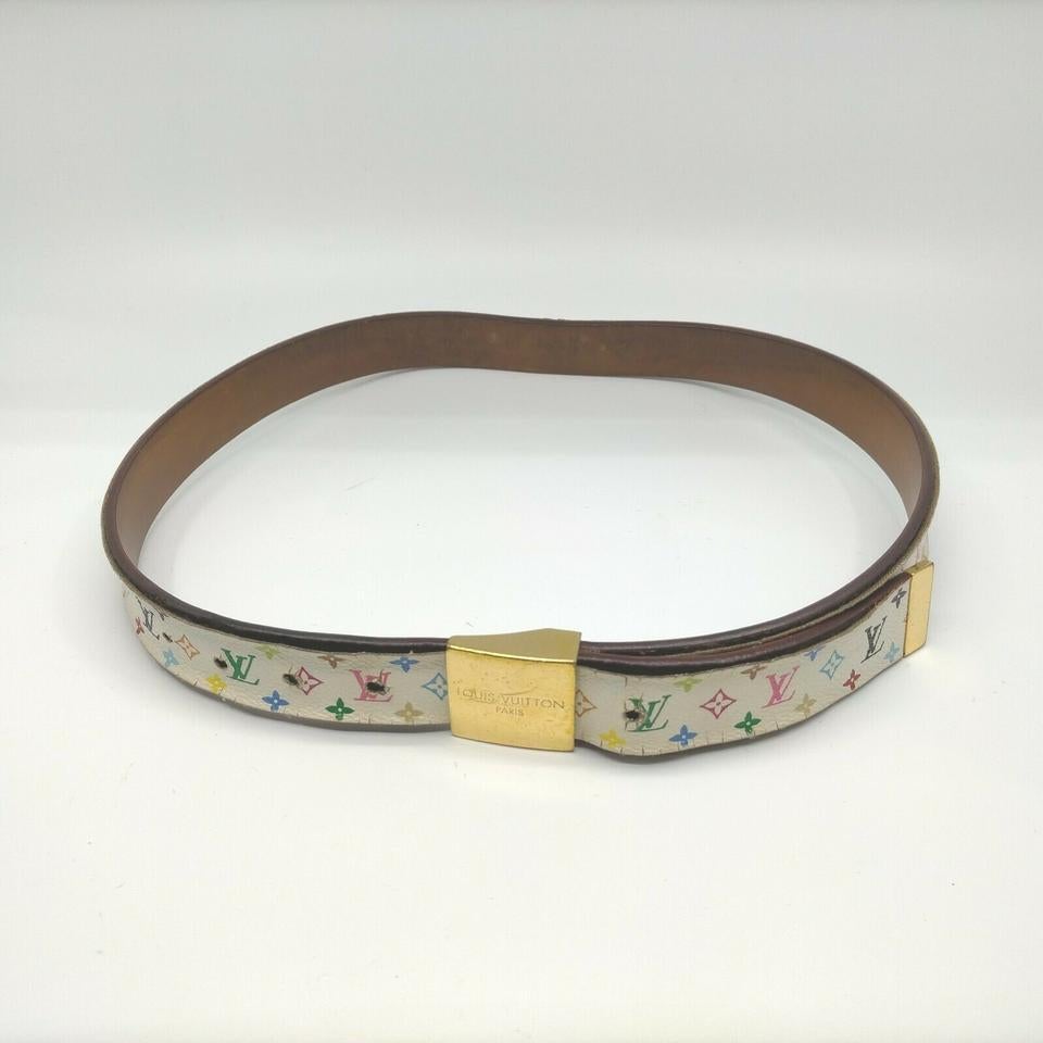 FAIR CONDITION
(6/10 or C)
80/32 fits waists 27 to 34 inches in circumference

Noticeable discoloration on the whole parts

Noticeable splitting

2 additional belt holes have been made for more sizing



Main Color : Multi Color

Material :