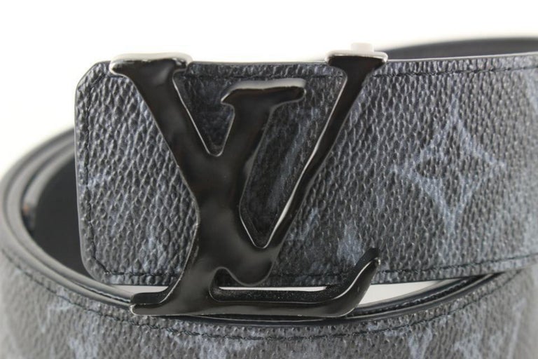 Louis Vuitton Suntour LV Heart 40mm Reversible, Blue, 85