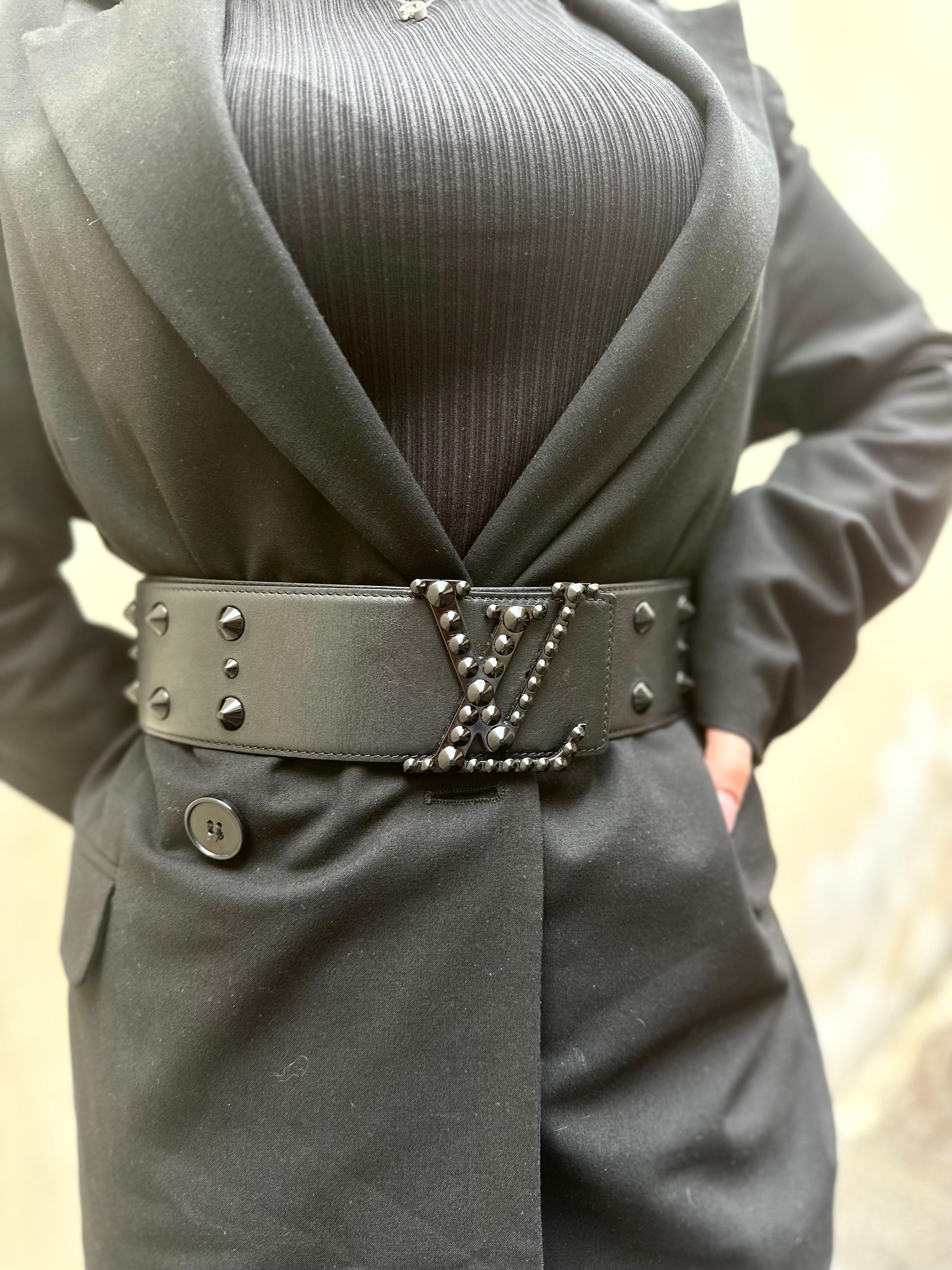 Louis Vuitton 85 Black Leather Belt Studs For Sale 6