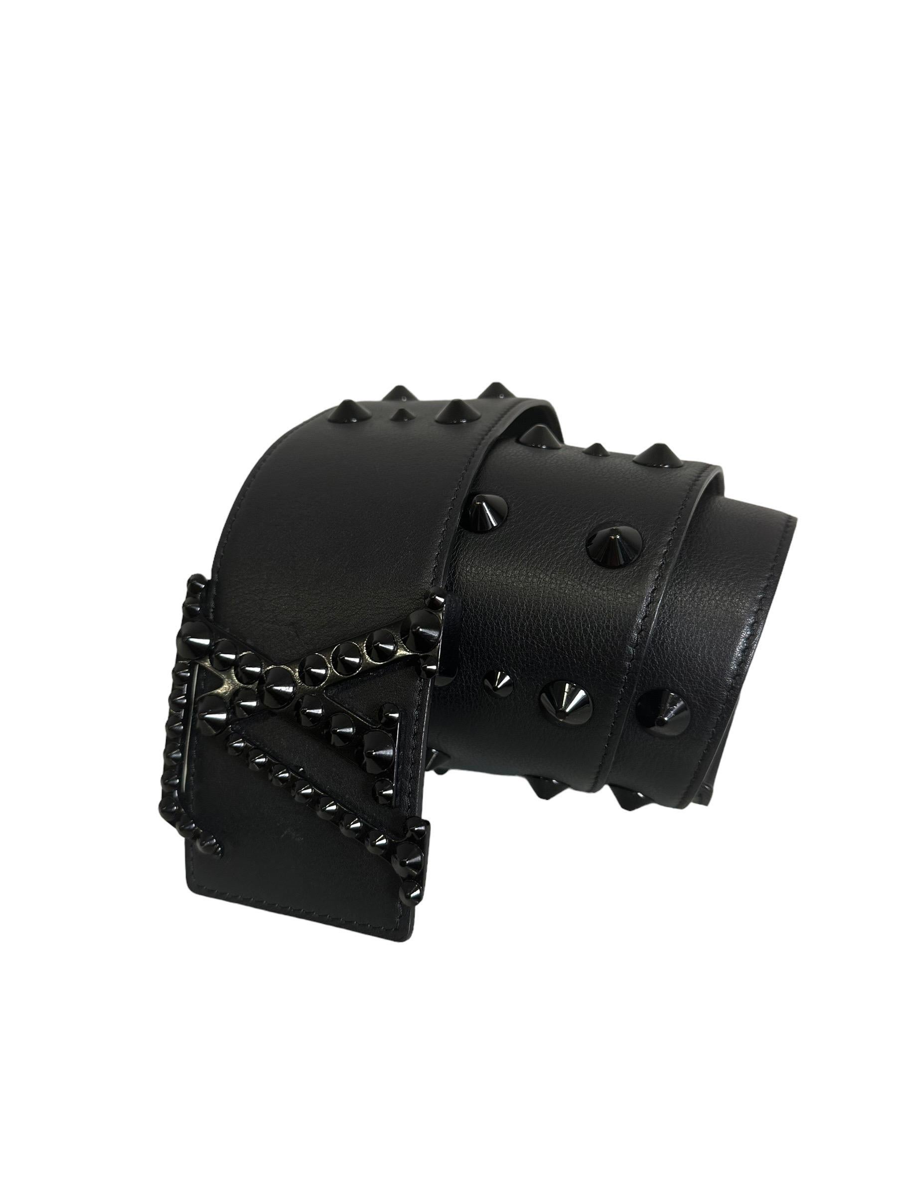 Louis Vuitton 85 Black Leather Belt Studs In Good Condition For Sale In Torre Del Greco, IT