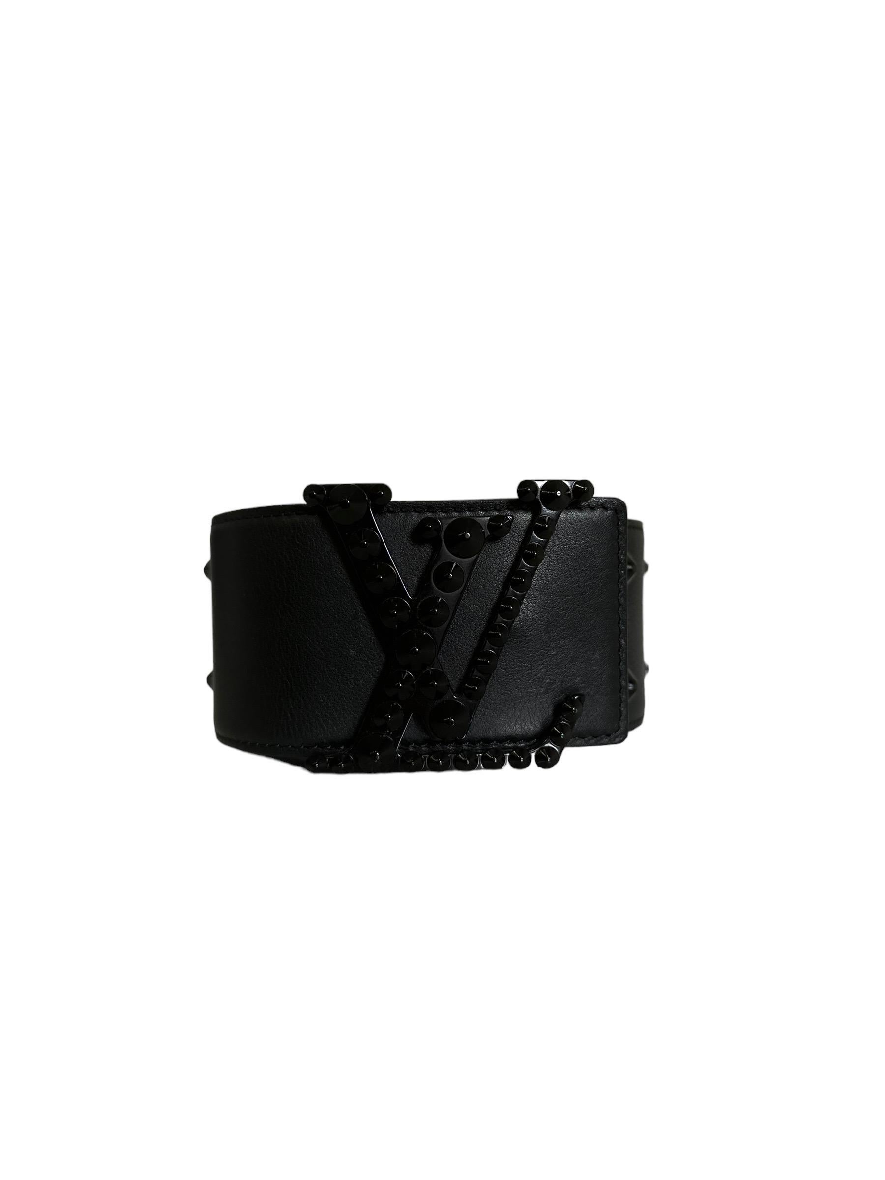 Louis Vuitton 85 Black Leather Belt Studs For Sale 2