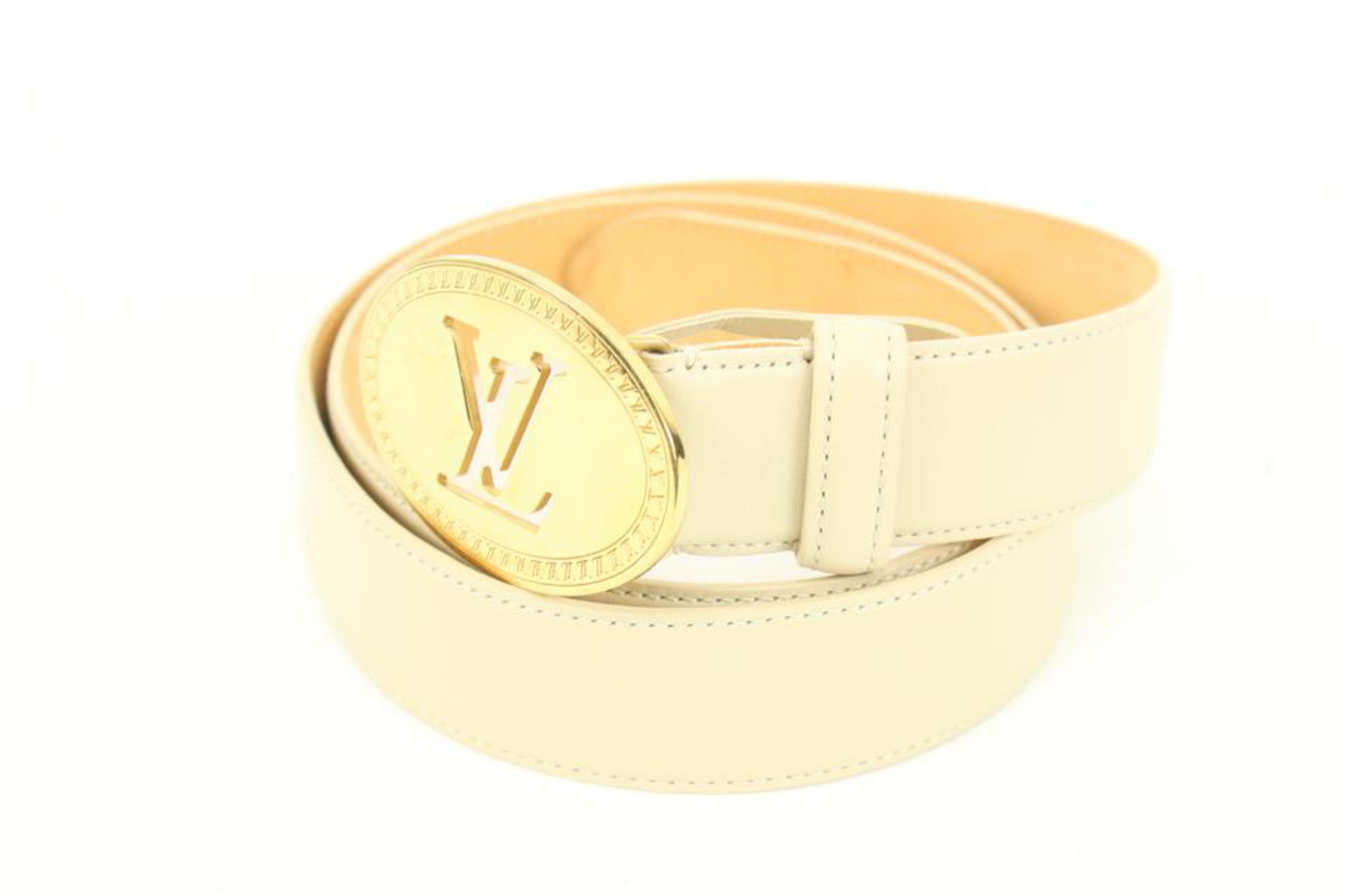 Louis Vuitton 90/36 Ivory x Gold LV Cut Out Initials Belt 71lk328s
Date Code/Serial Number: CT0171
Made In: France
Measurements: Length:  42.5