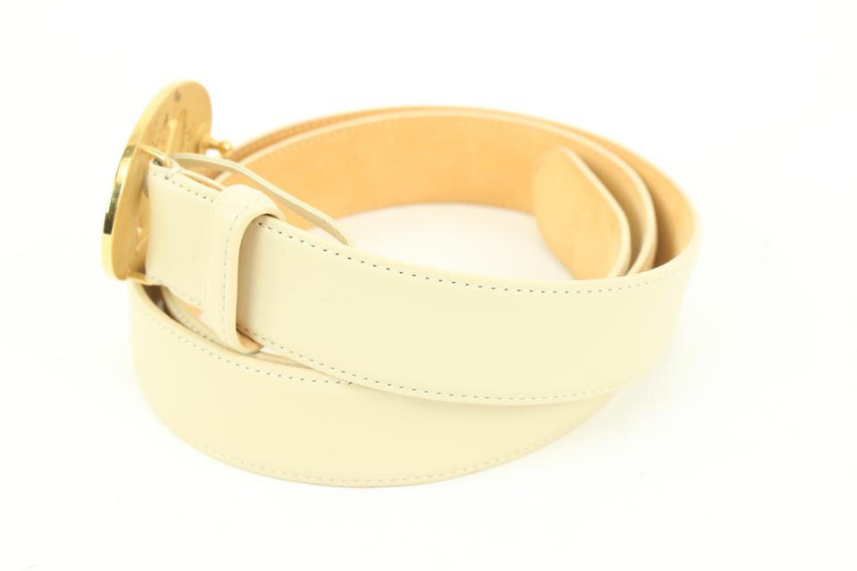 Louis Vuitton 90/36 Ivory x Gold LV Cut Out Initials Belt 71lk328s In Good Condition For Sale In Dix hills, NY