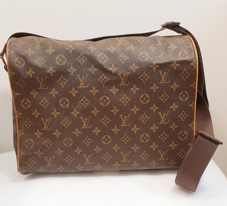 Louis Vuitton Monogram Canvas Abbesses Messenger Bag Briefcase EXCELLENT!!  