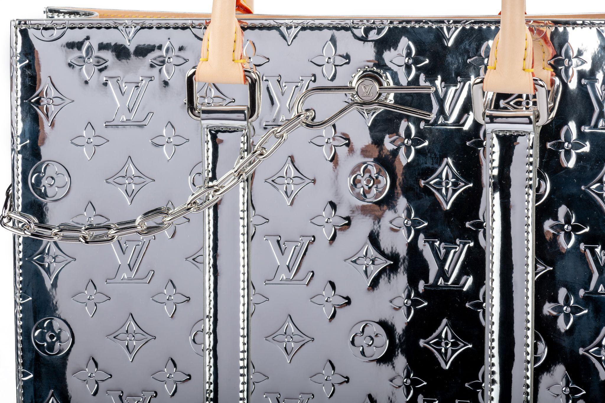 Louis Vuitton Abloh Mirror Coated Sac Plat For Sale 3