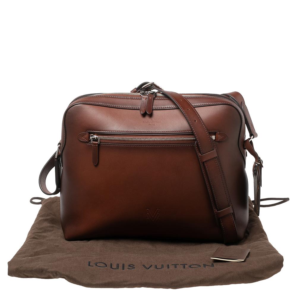 Louis Vuitton Acajou Ombre Reporter Messenger Bag 4