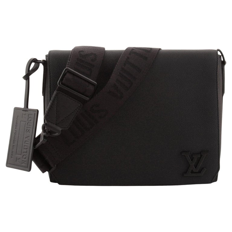 Louis Vuitton Aerogram Messenger Bag Leather at 1stDibs