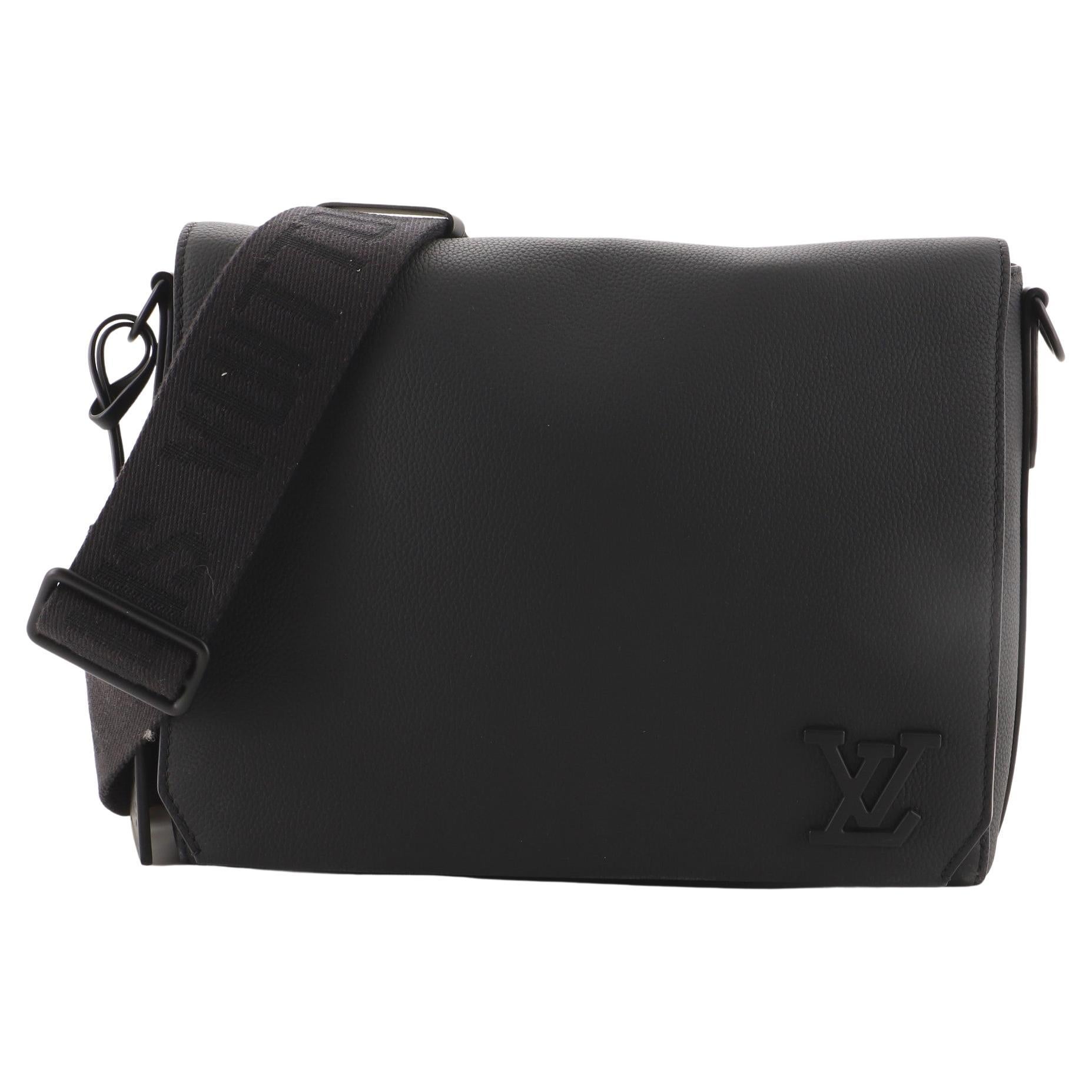 LOUIS VUITTON Aerogram New Messenger Shoulder Bag Leather Blue M59327  90193131