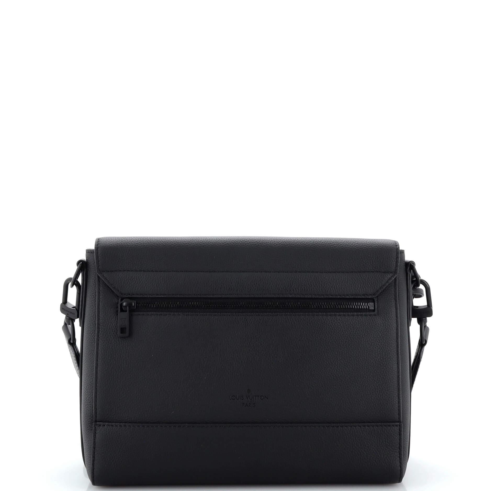 louis vuitton takeoff messenger