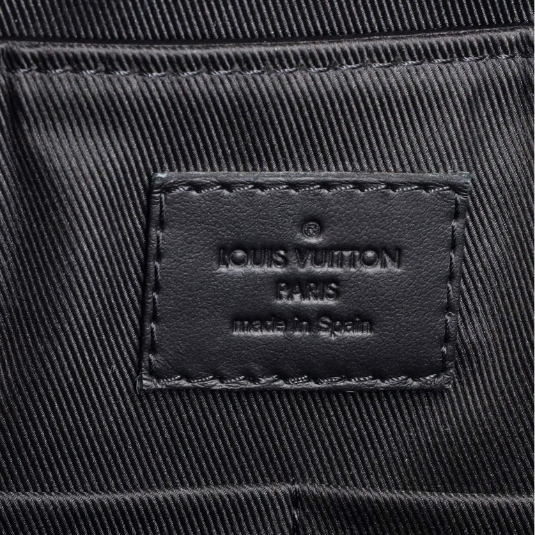 Louis Vuitton Aerogram Takeoff Messenger Bag Leather at 1stDibs