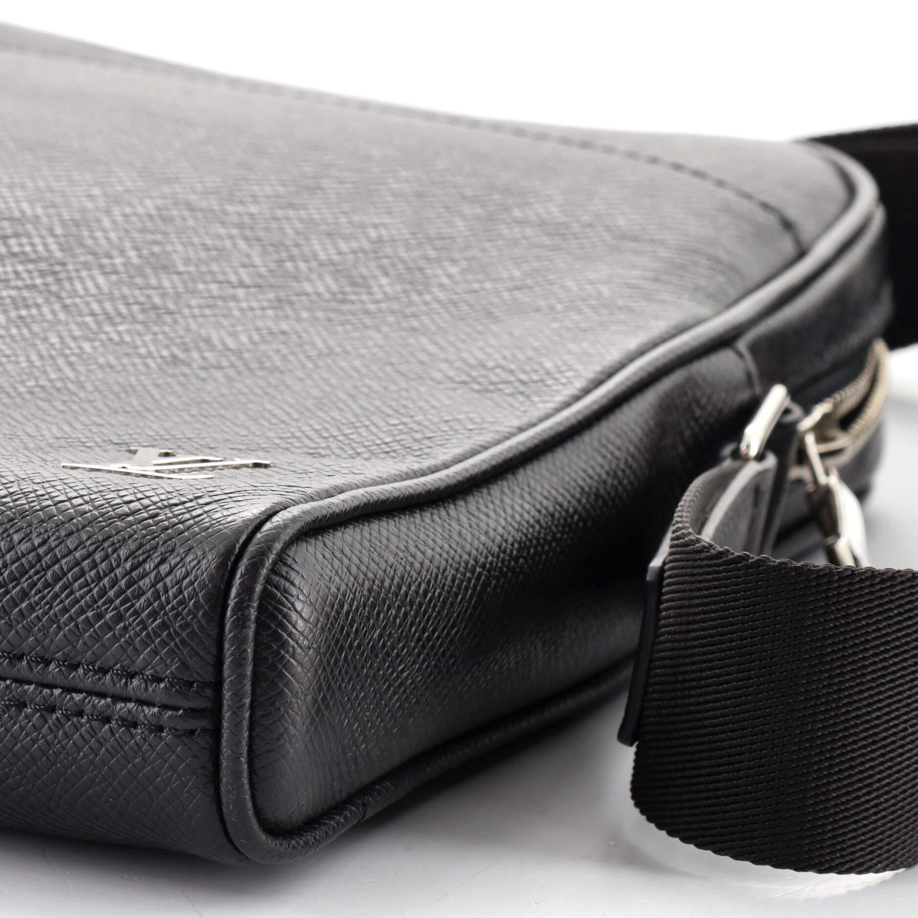 Alex Messenger Bag Taiga aus Leder BB von Louis Vuitton 2