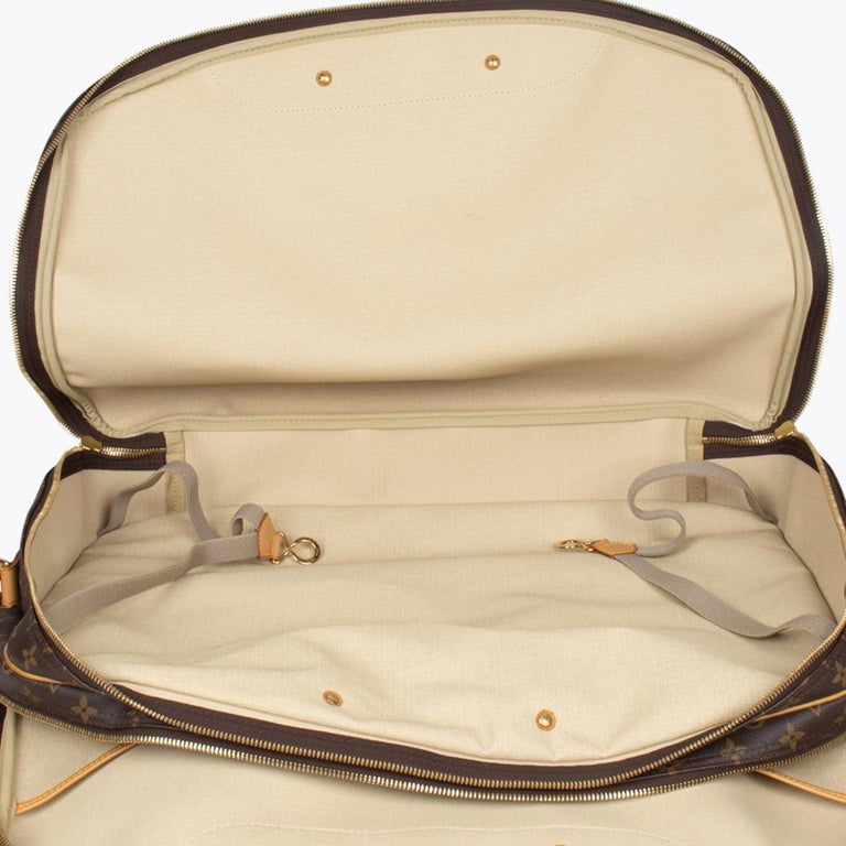 Sold at Auction: Louis Vuitton, LOUIS VUITTON travel bag ALIZE.