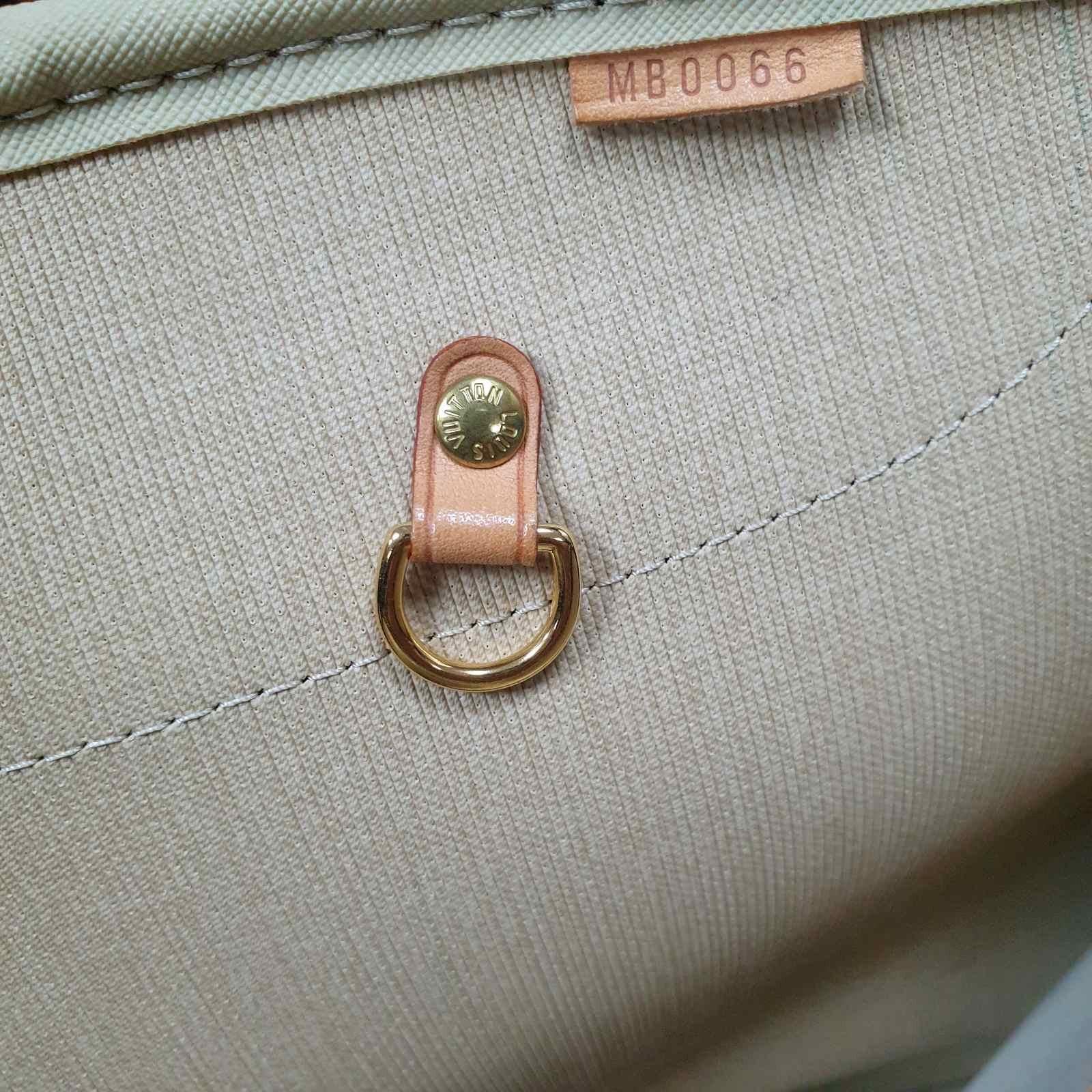 LOUIS VUITTON Alizé Cloth 48h Bag For Sale 3