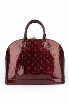 Louis Vuitton 'Alma' bag 2010