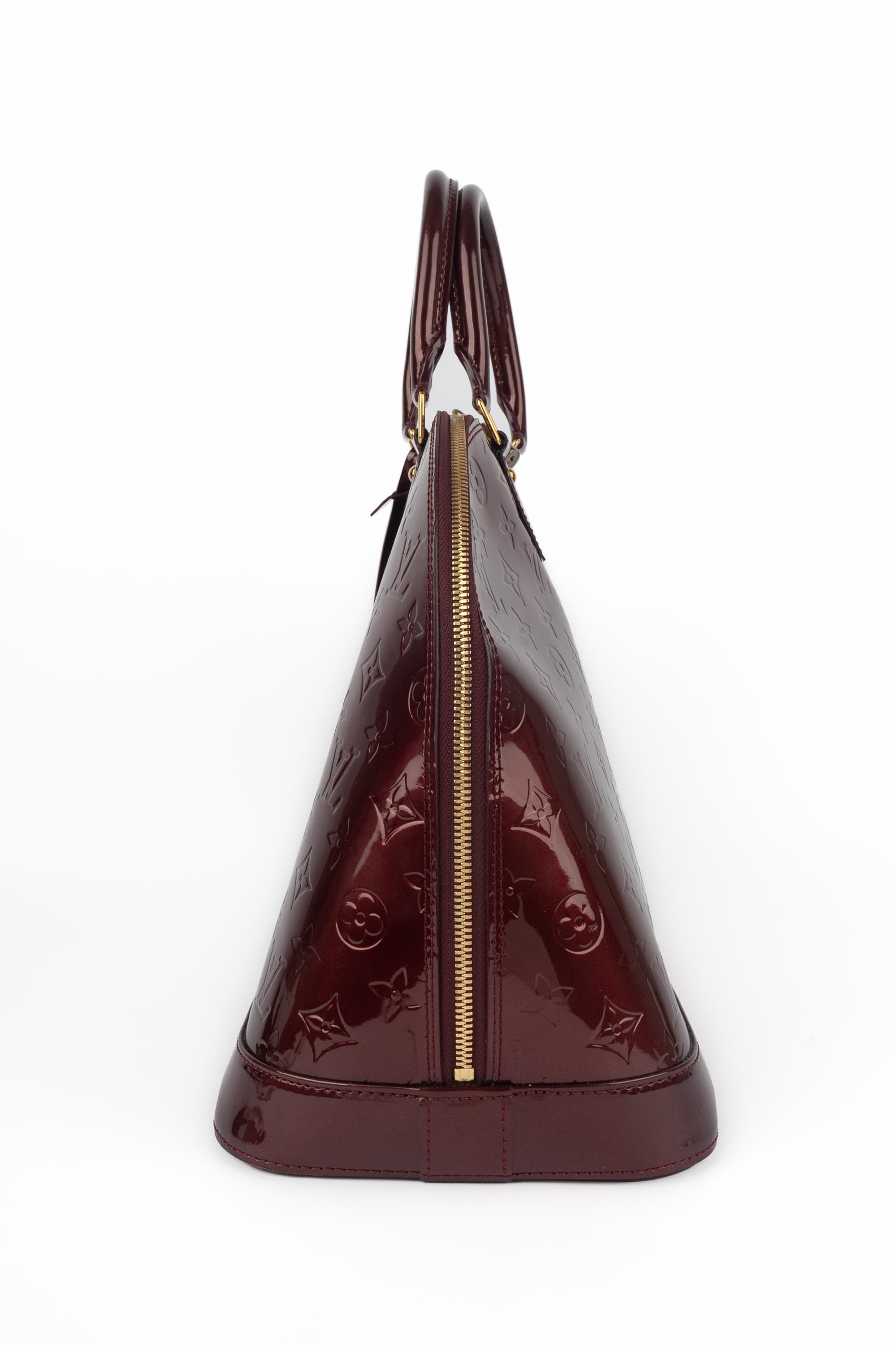 Marron Louis Vuitton 'Alma' bag 2010 en vente