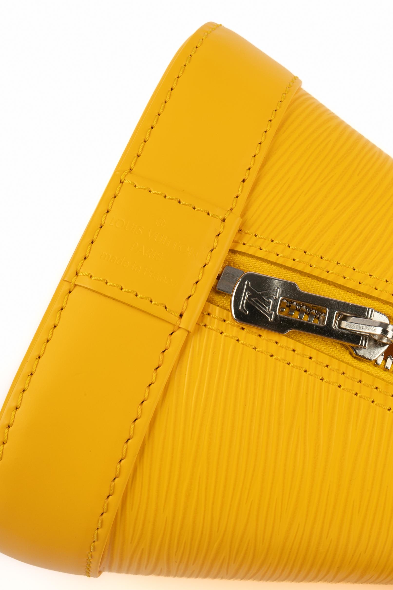Sac Louis Vuitton 'Alma' 2011 en vente 5