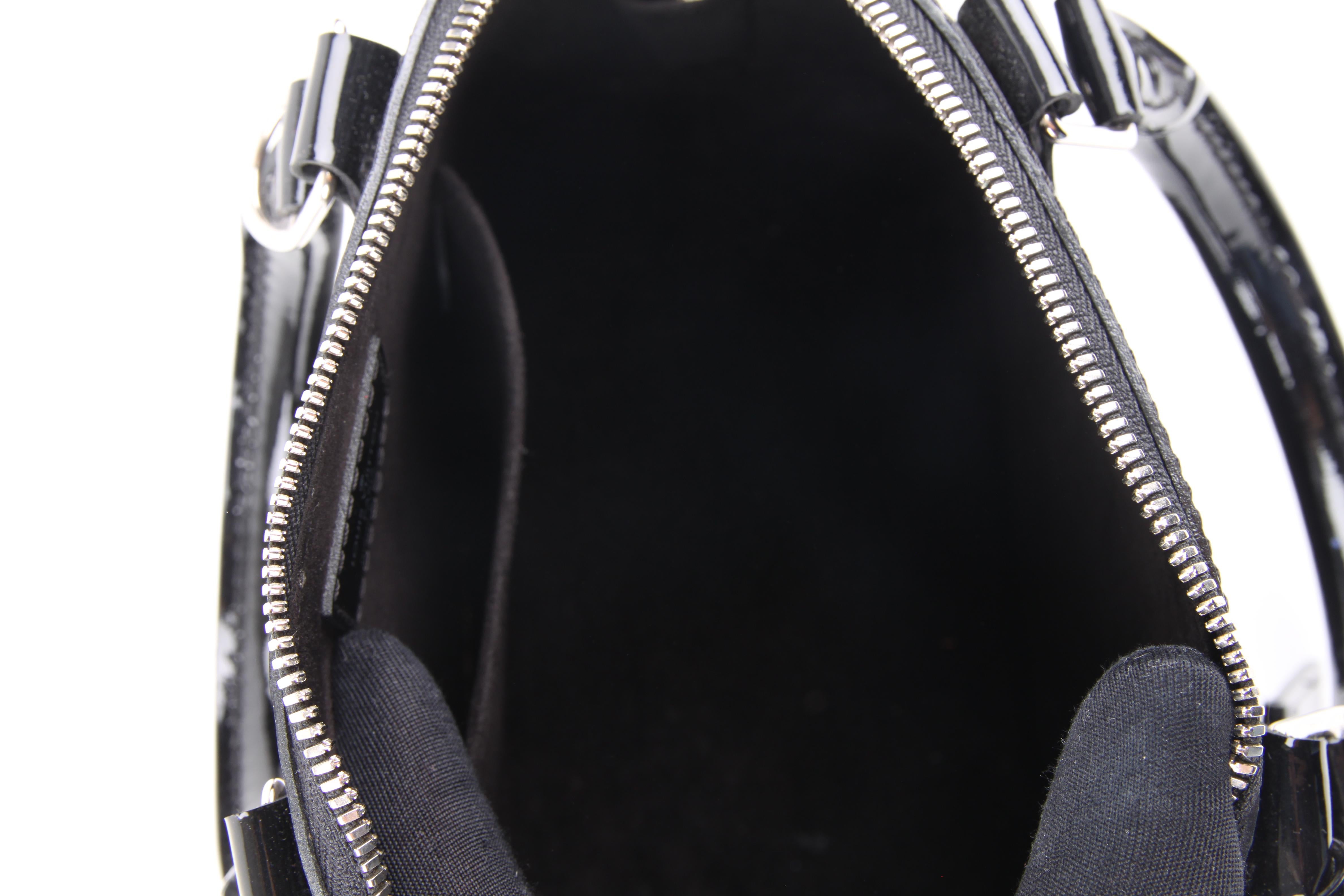   Louis Vuitton Alma BB Bag Epi - black   Louis Vuitton Alma BB Bag Epi - black  2
